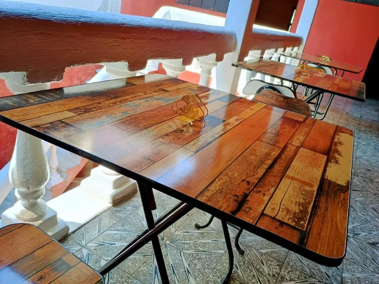 Cristales De Antigua La Calzada Hotel