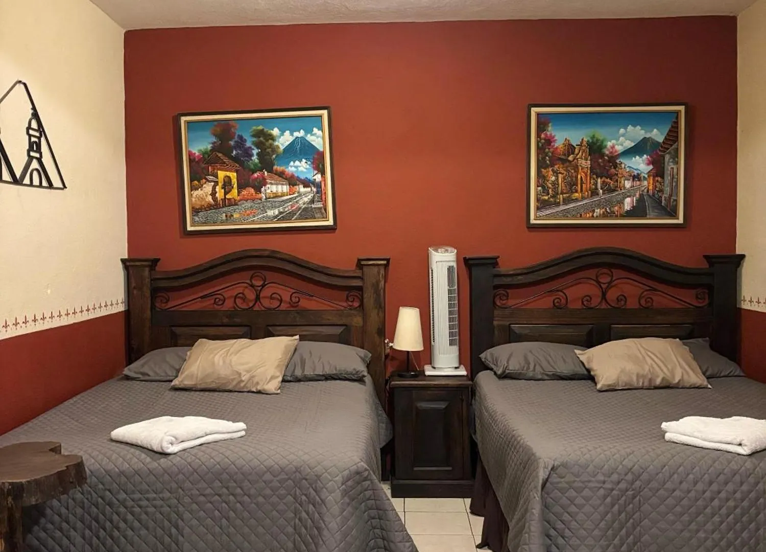 Cristales De Antigua La Calzada Hotel